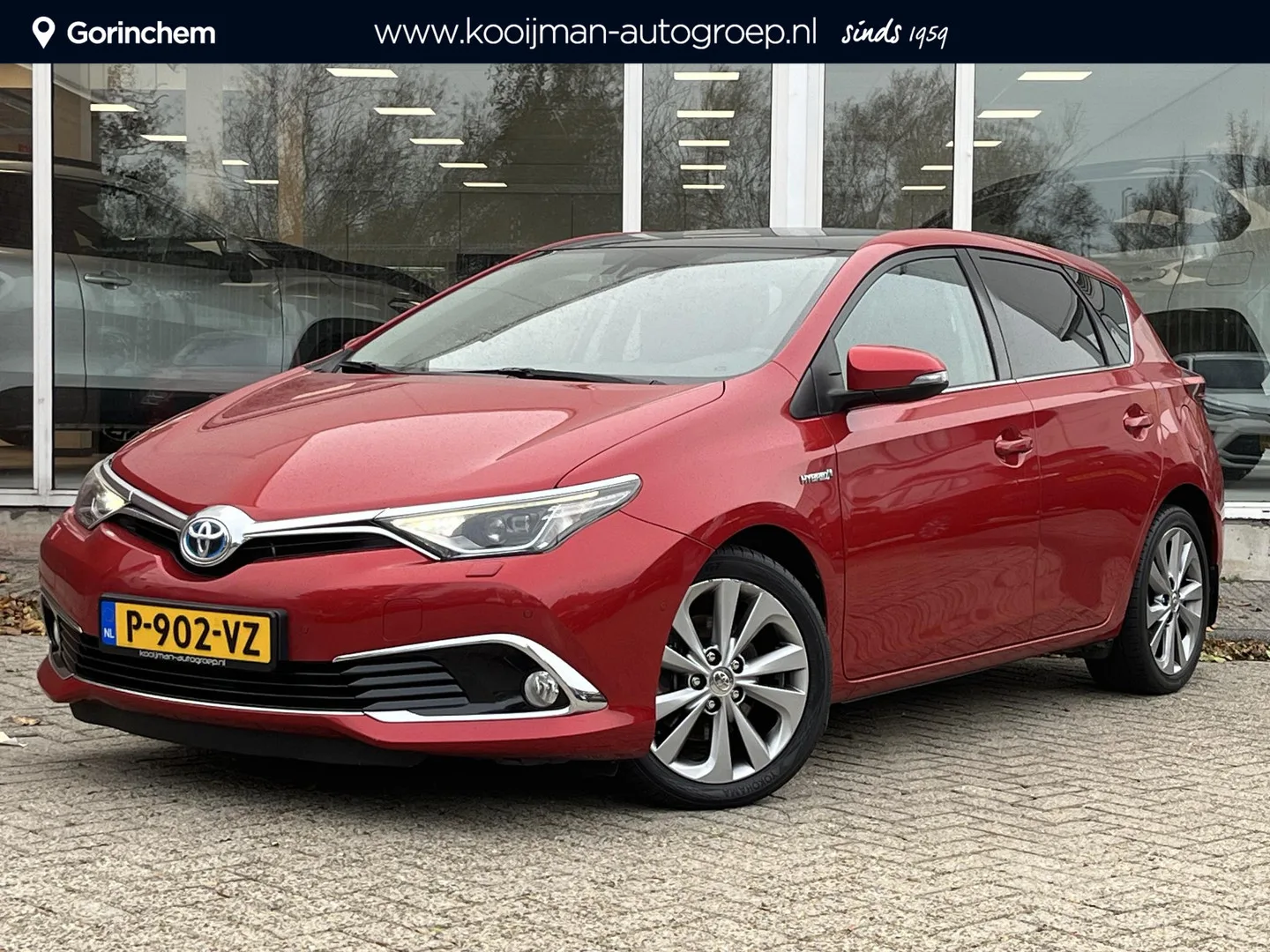 Toyota Auris (2016) — foto 1