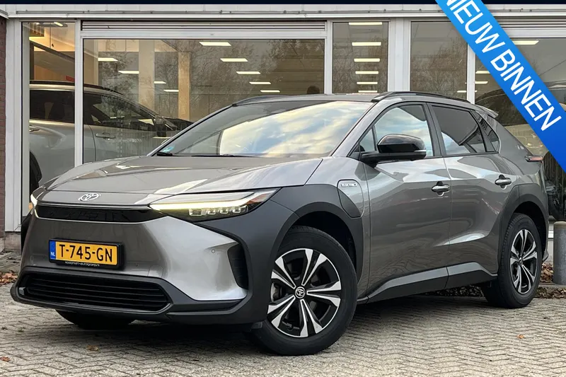 Toyota bZ4X (2023)