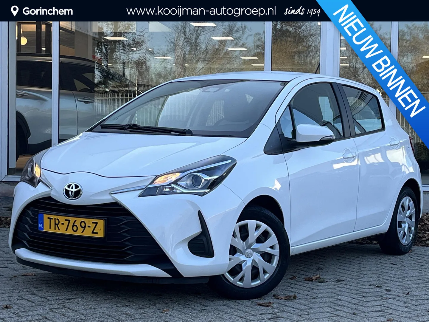 Toyota Yaris (2018) — foto 1