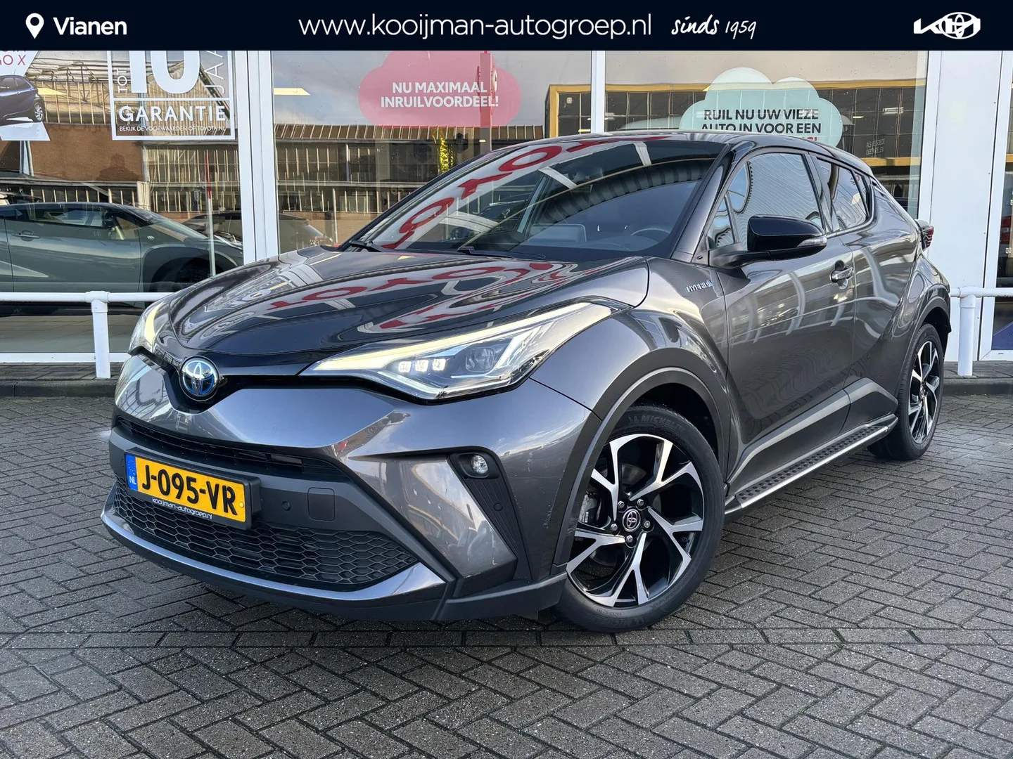 Toyota C-HR (2020) — foto 1