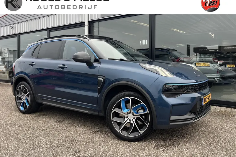 Lynk & Co 01 (2025)