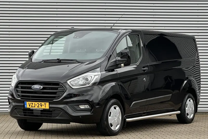 Ford Transit Custom (2023)