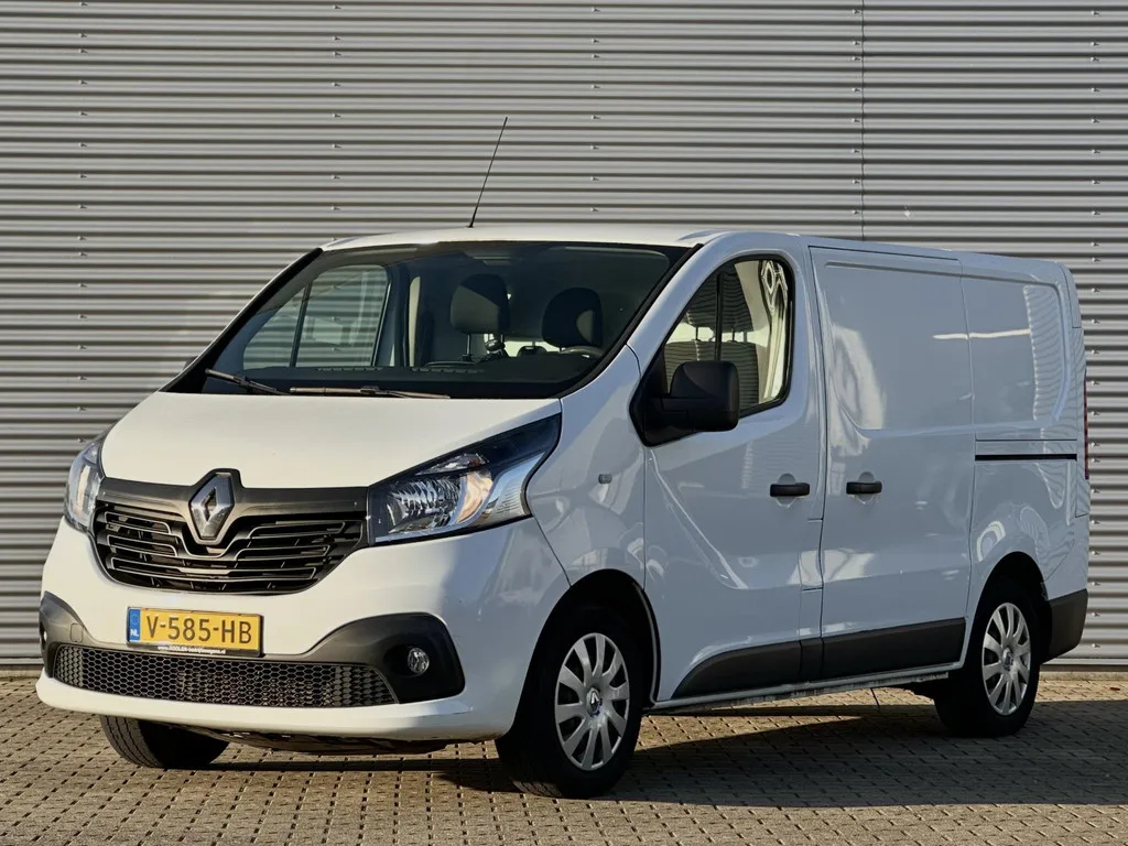 Renault Trafic (2017) — foto 1