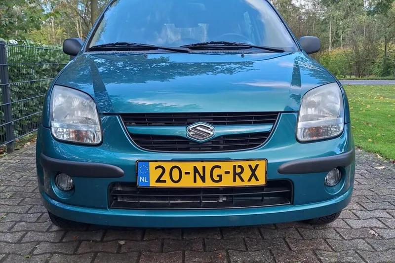 Suzuki Ignis (2003)