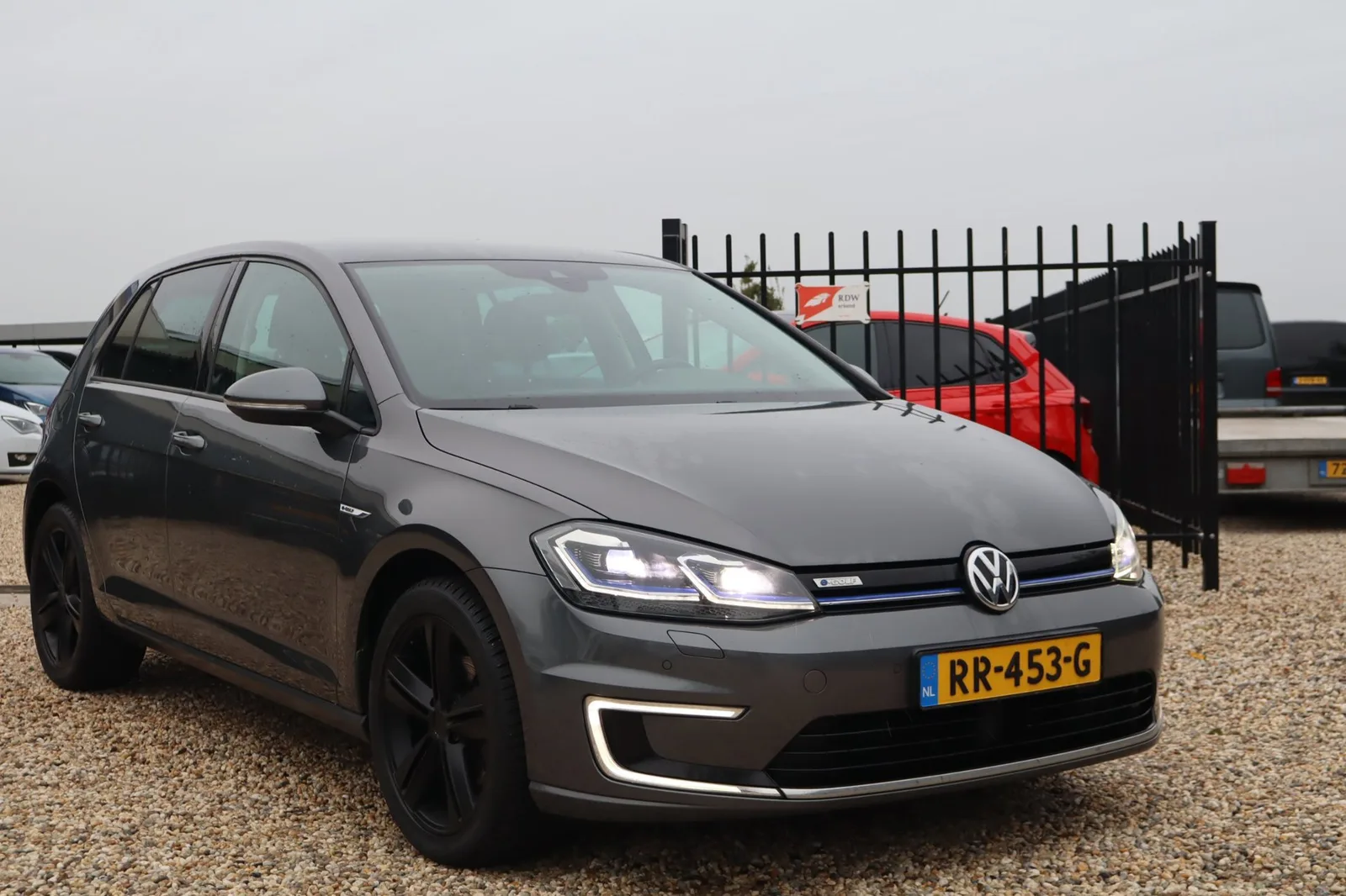 Volkswagen e-Golf (2018) — foto 1