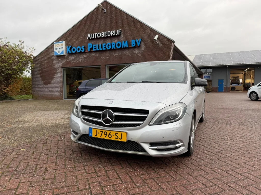 Mercedes-Benz B-Klasse (2012) — foto 1