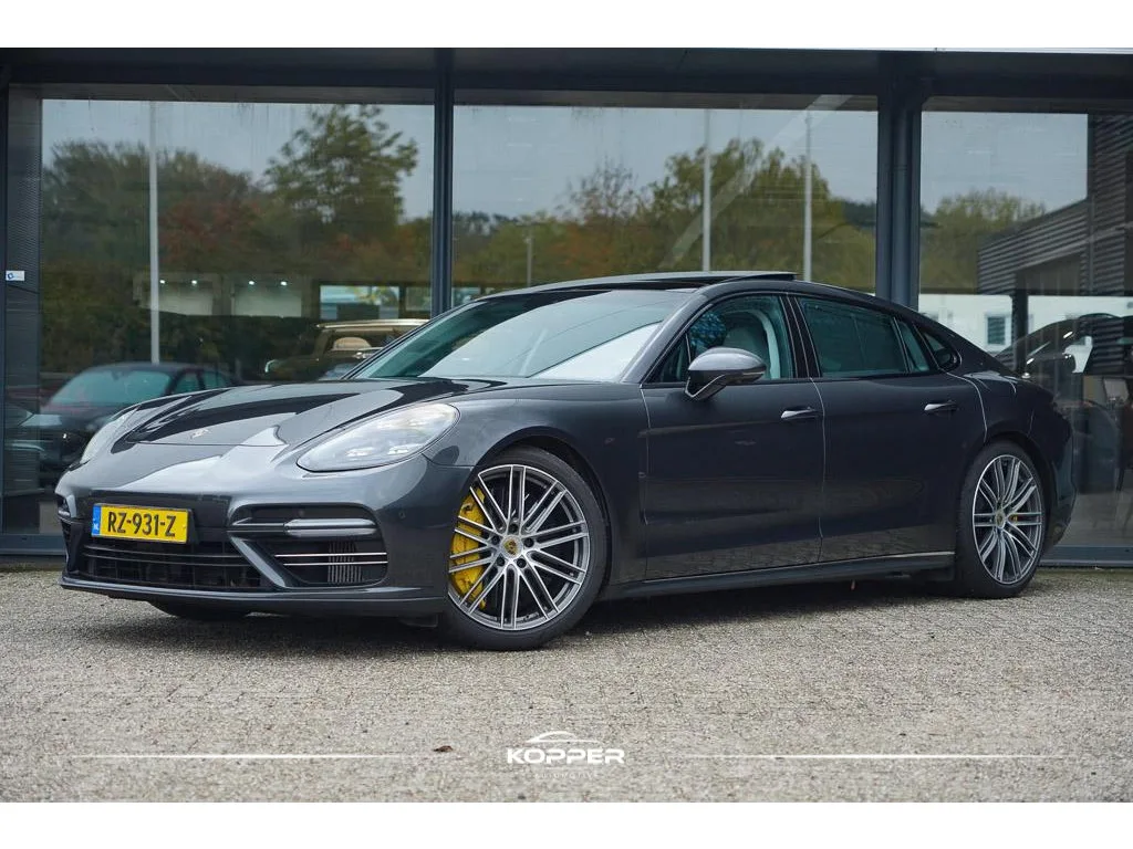 Porsche Panamera (2018) — foto 1