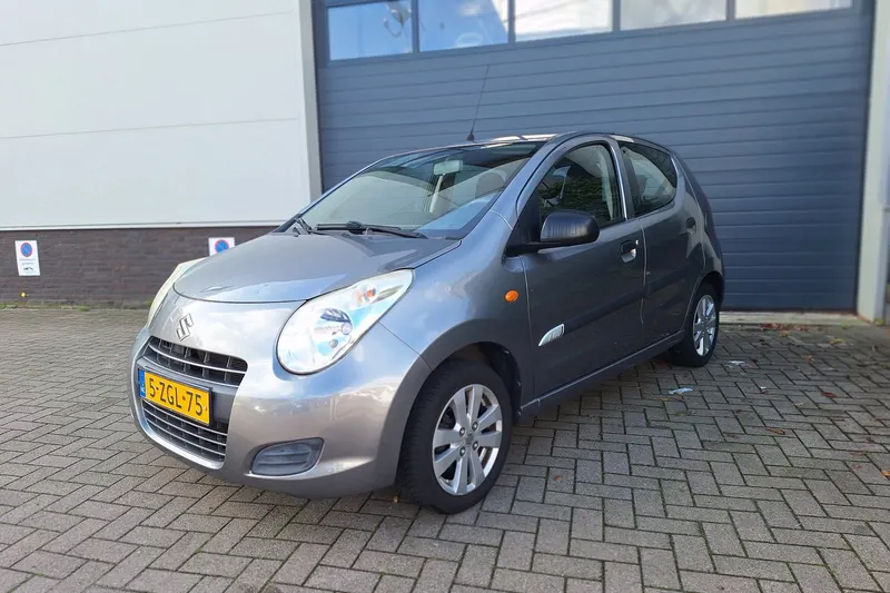 Suzuki Alto (2015)