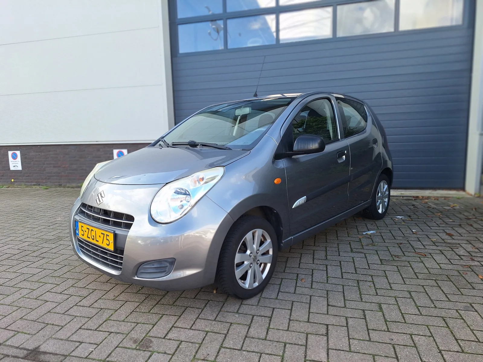 Suzuki Alto (2015) — foto 1