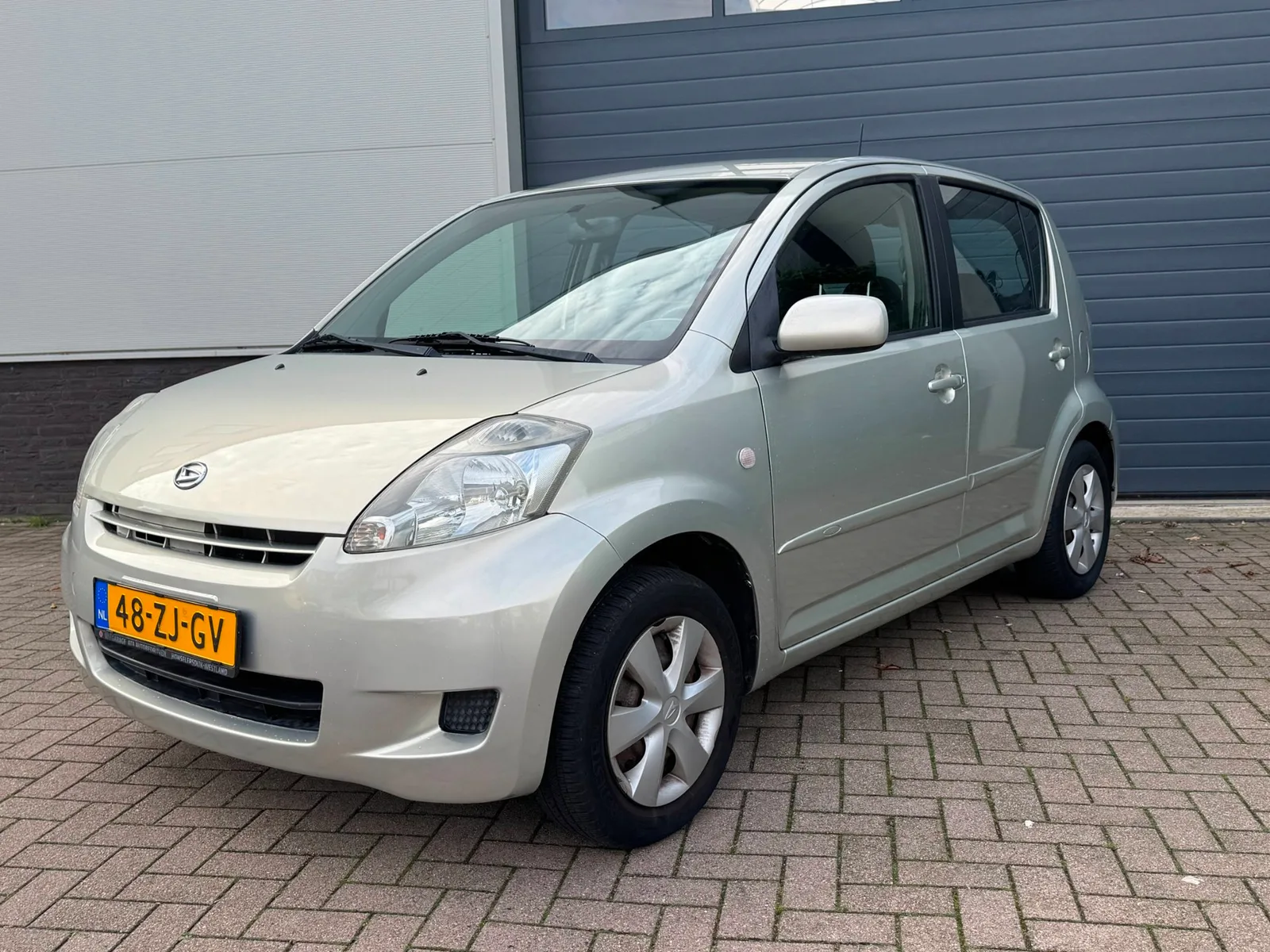 Daihatsu Sirion (2008) — foto 1