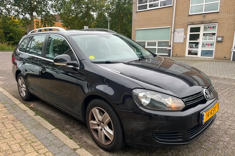 Volkswagen Golf (2010)