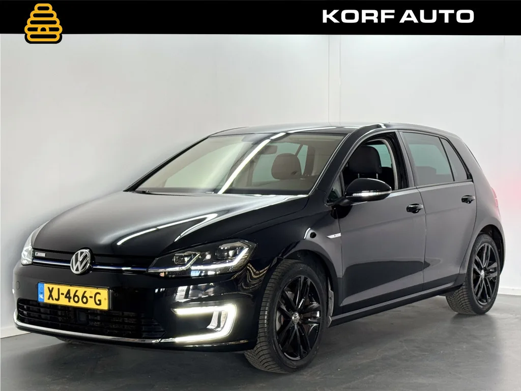 Volkswagen e-Golf (2019) — foto 1