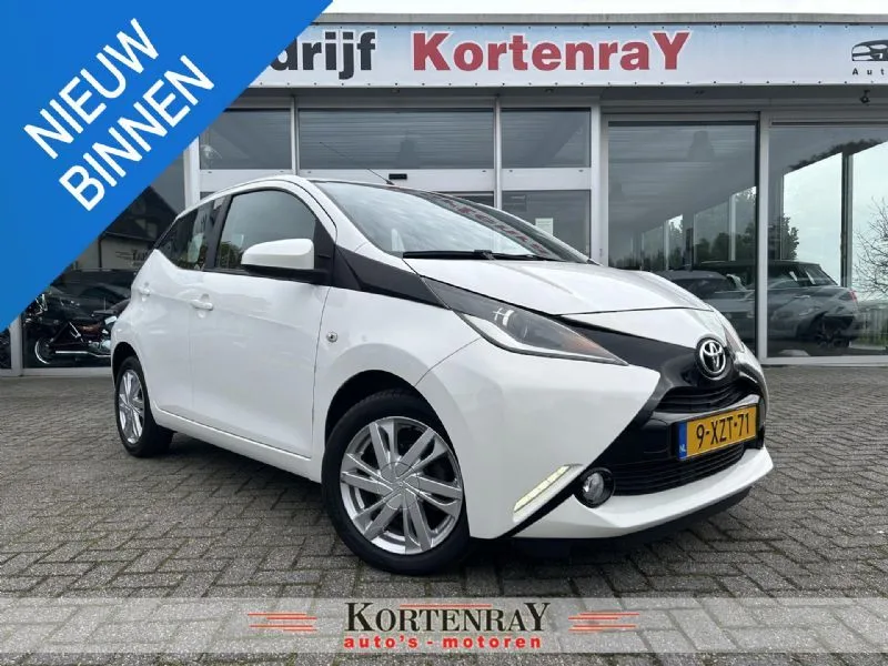 Toyota Aygo (2014) — foto 1