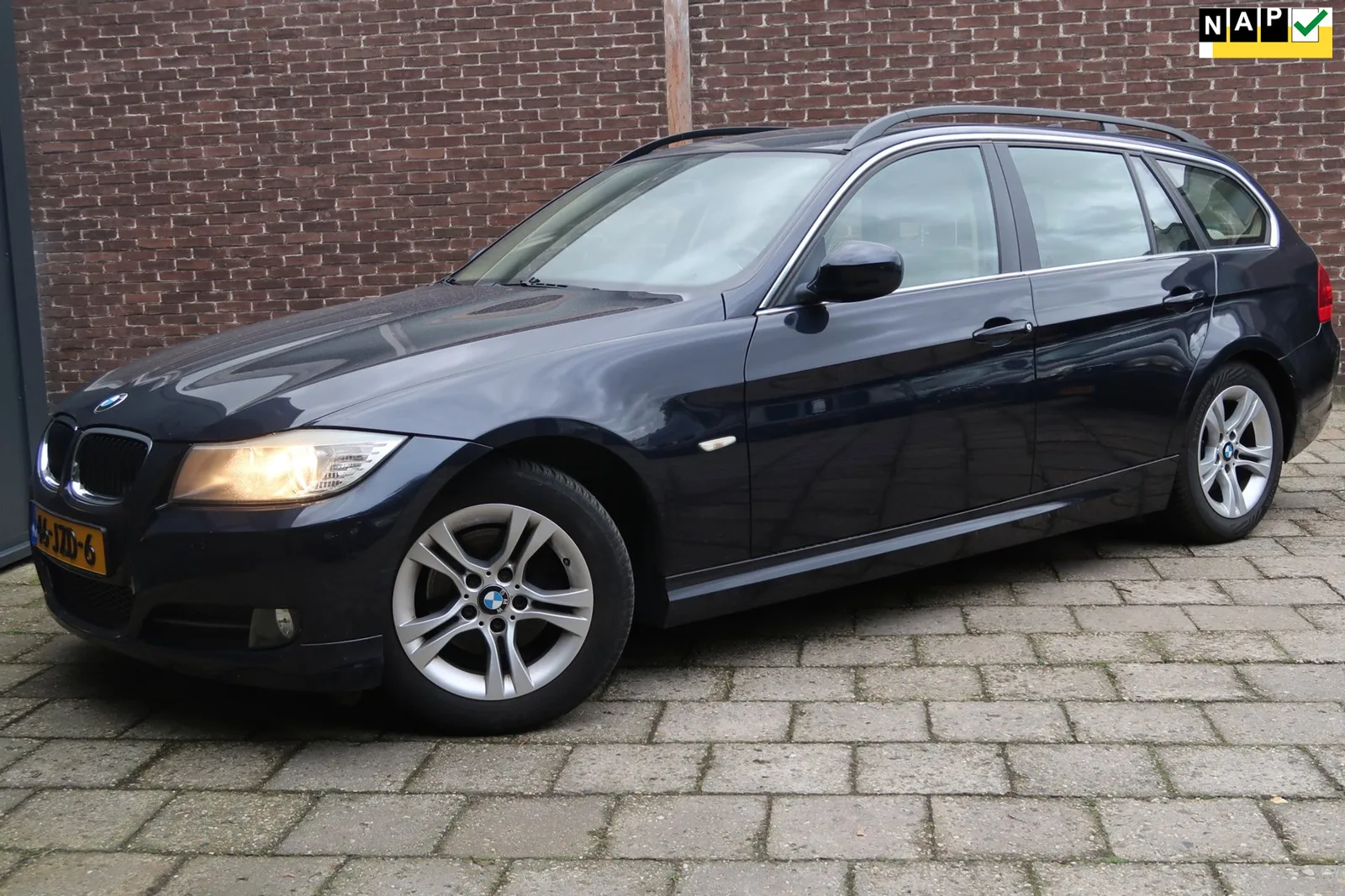 BMW 3-Serie (2009) — foto 1