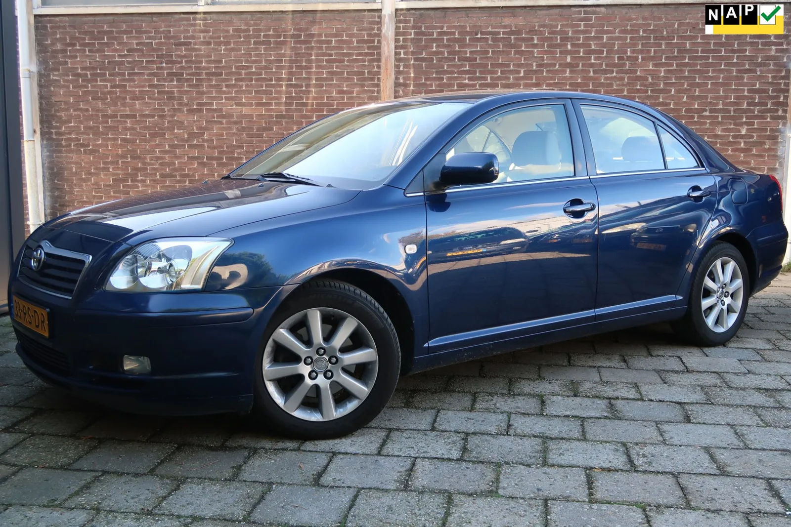 Toyota Avensis (2005) — foto 1