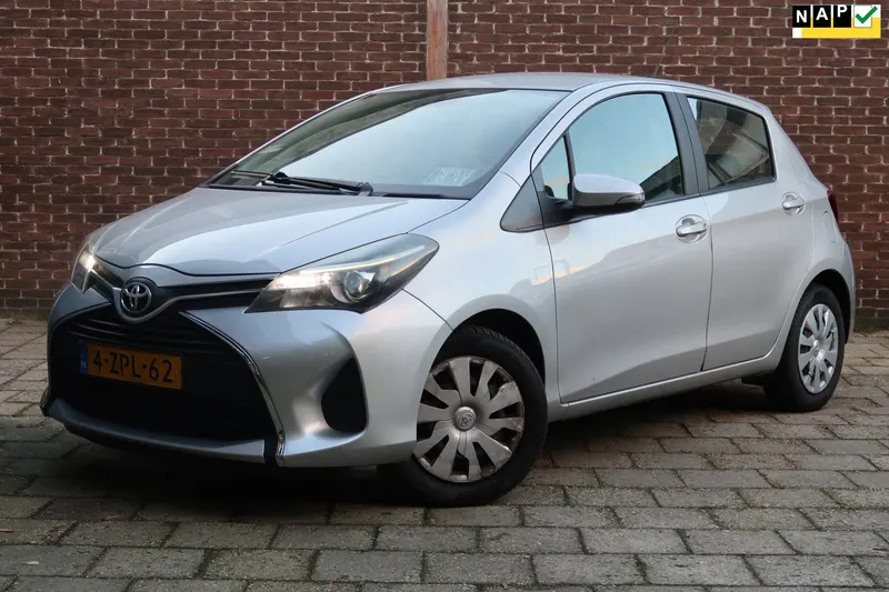 Toyota Yaris (2015)