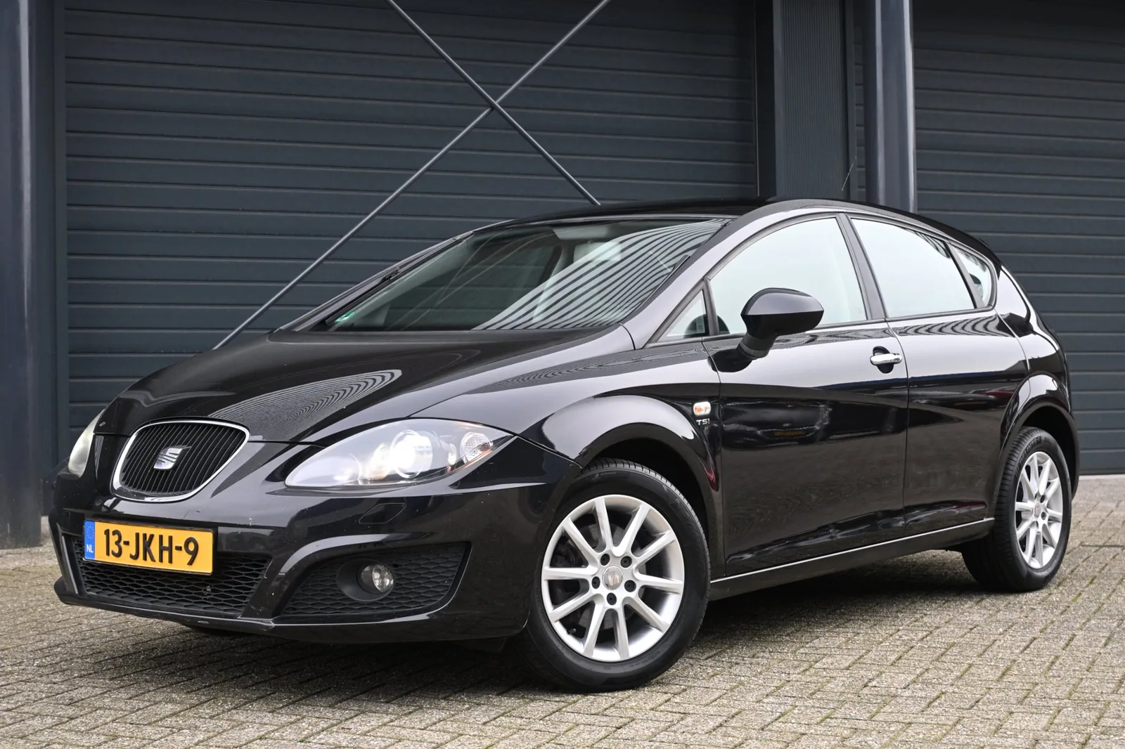 SEAT Leon (2009) — foto 1