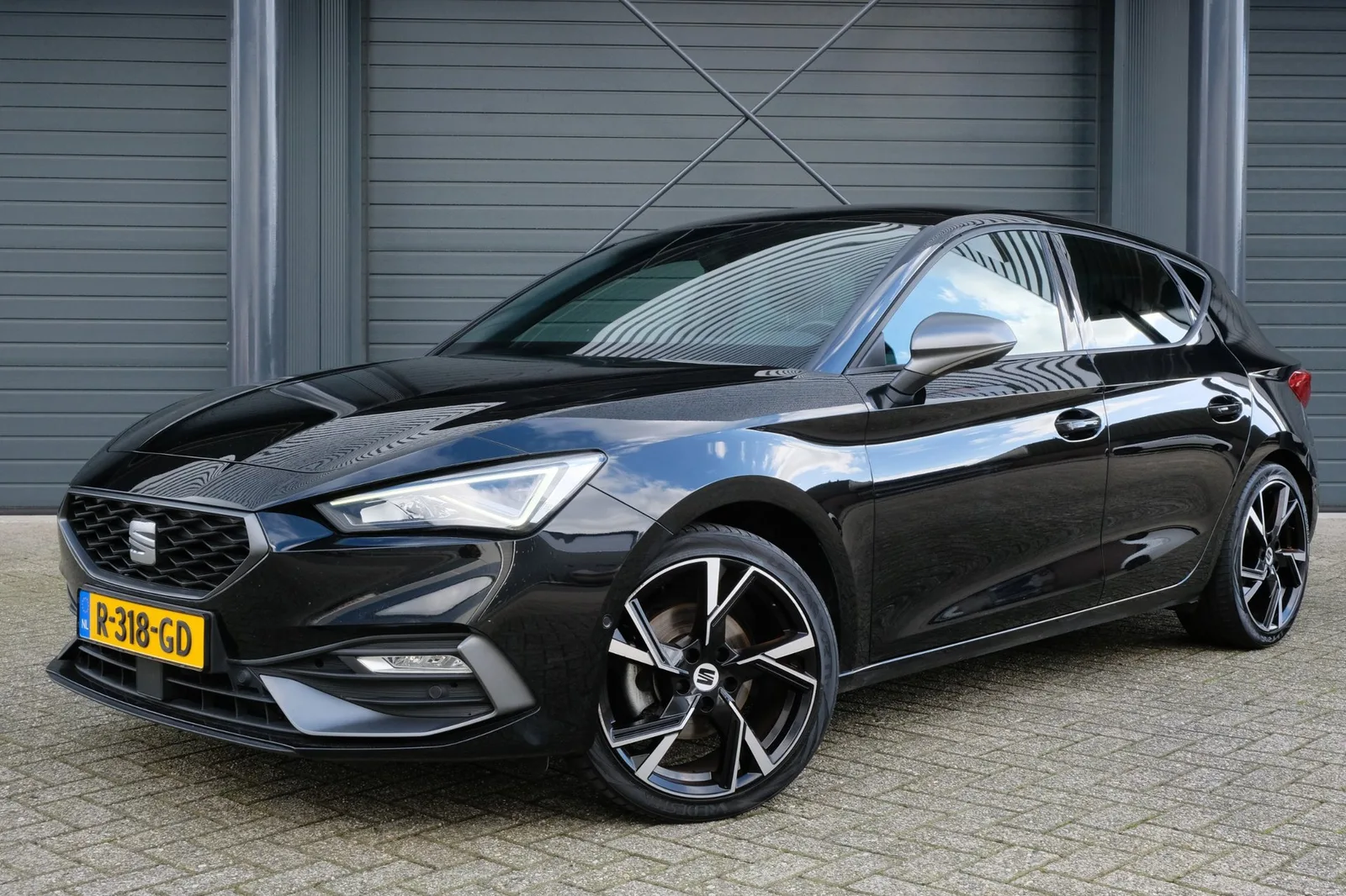 SEAT Leon Sportstourer (2022) — foto 1