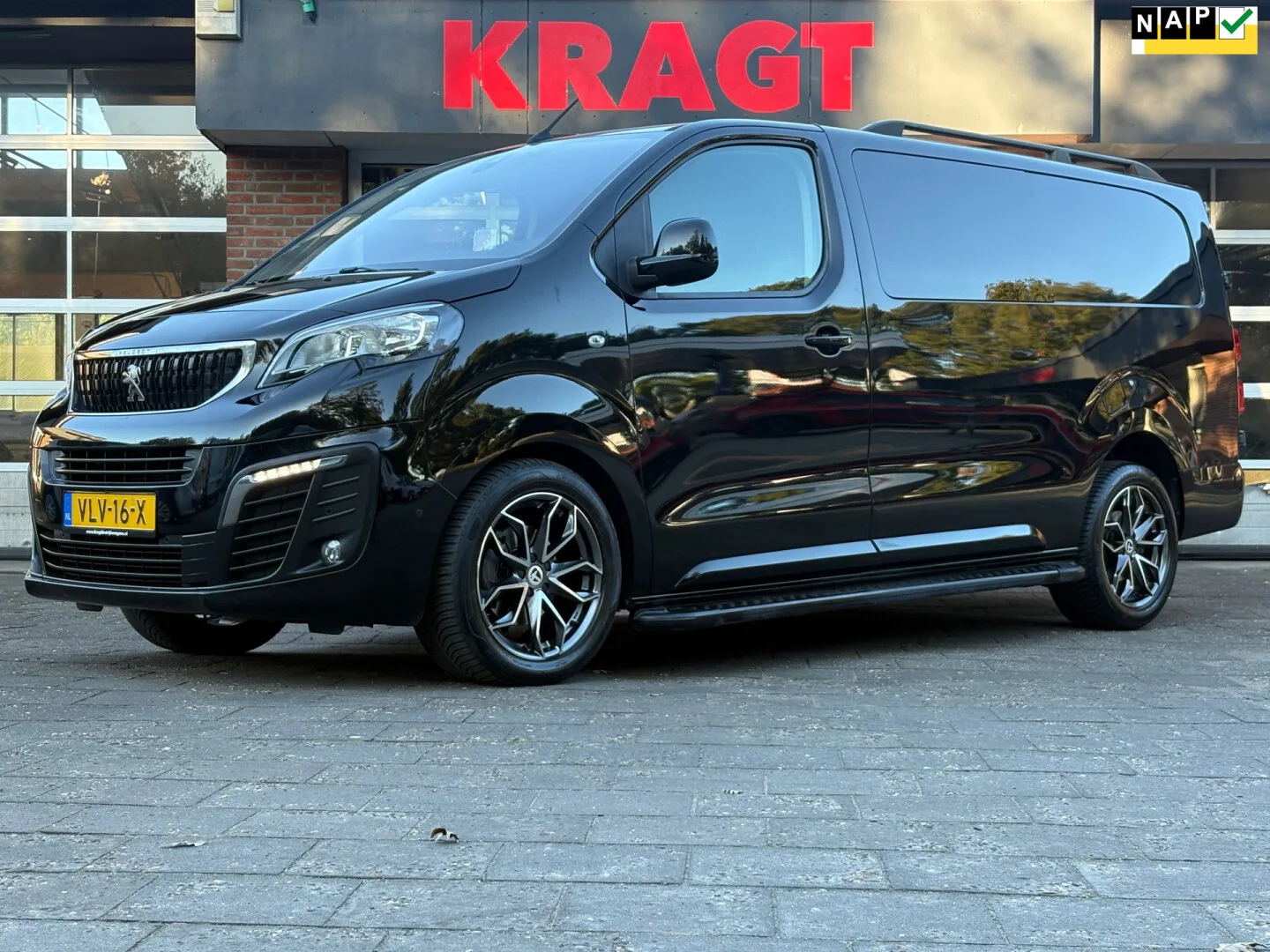Peugeot Expert (2021) — foto 1