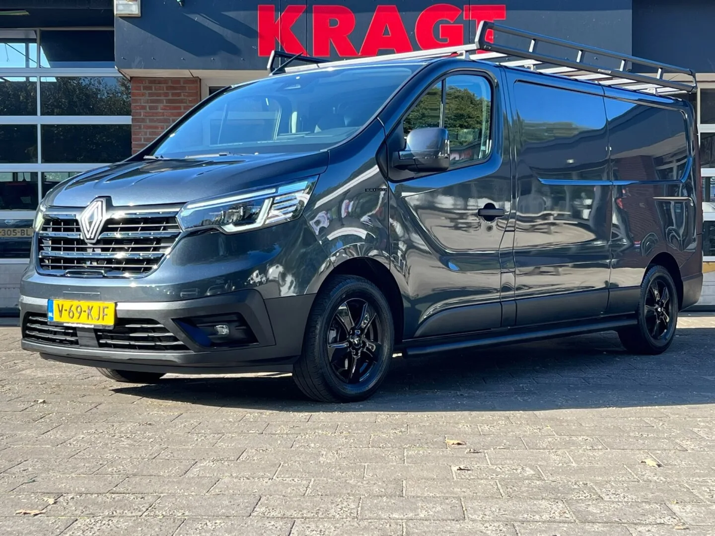 Renault Trafic (2024) — foto 1