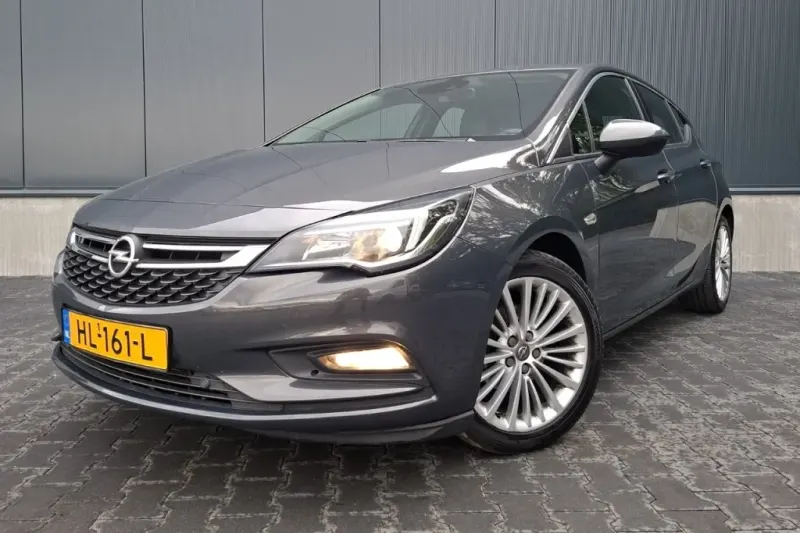 Opel Astra (2015)