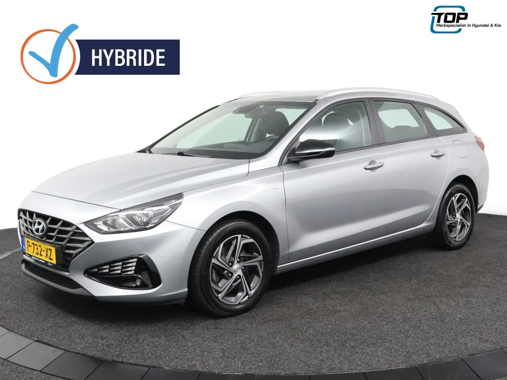 Hyundai i30 (2022) — foto 1