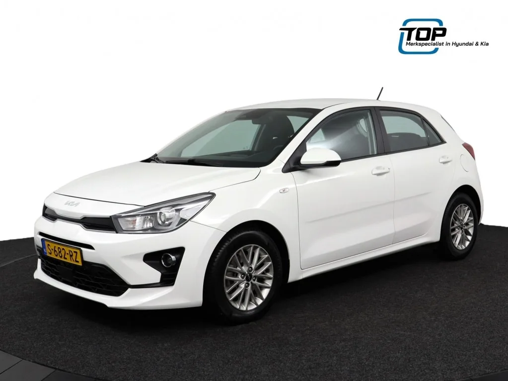 Kia Rio (2023) — foto 1