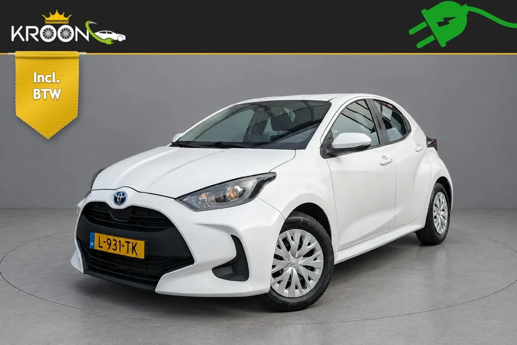 Toyota Yaris (2021) — foto 1