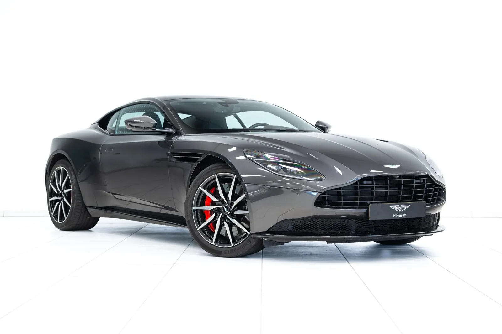 Aston Martin DB11 (2018) — foto 1