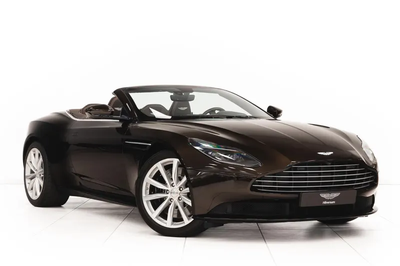 Aston Martin DB11 (2018)