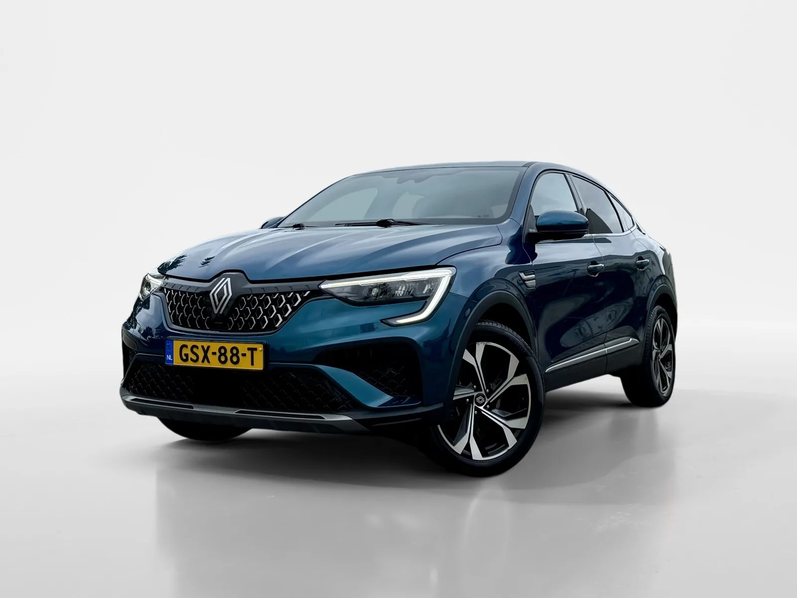 Renault Arkana (2024) — foto 1