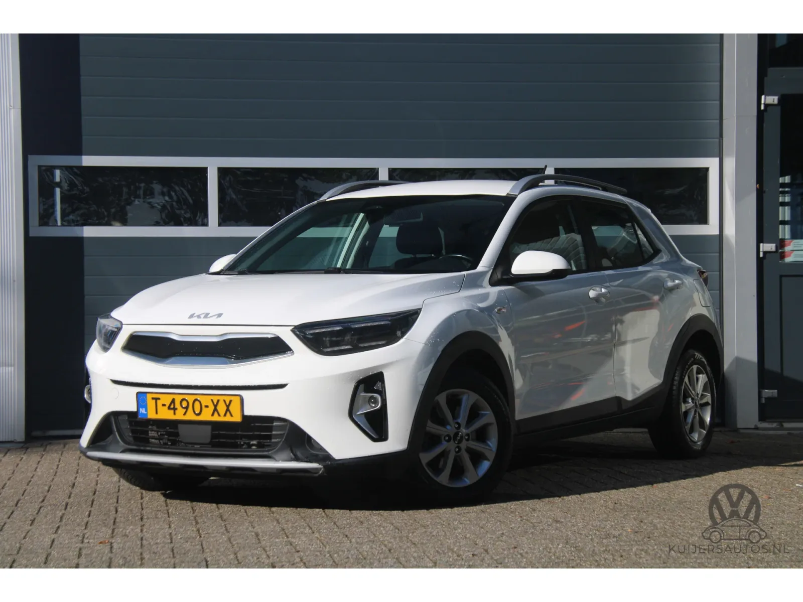 Kia Stonic (2023) — foto 1