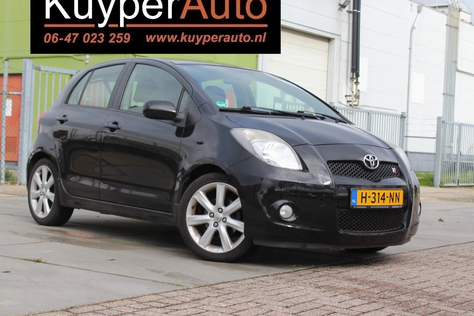 Toyota Yaris (2007) — foto 1