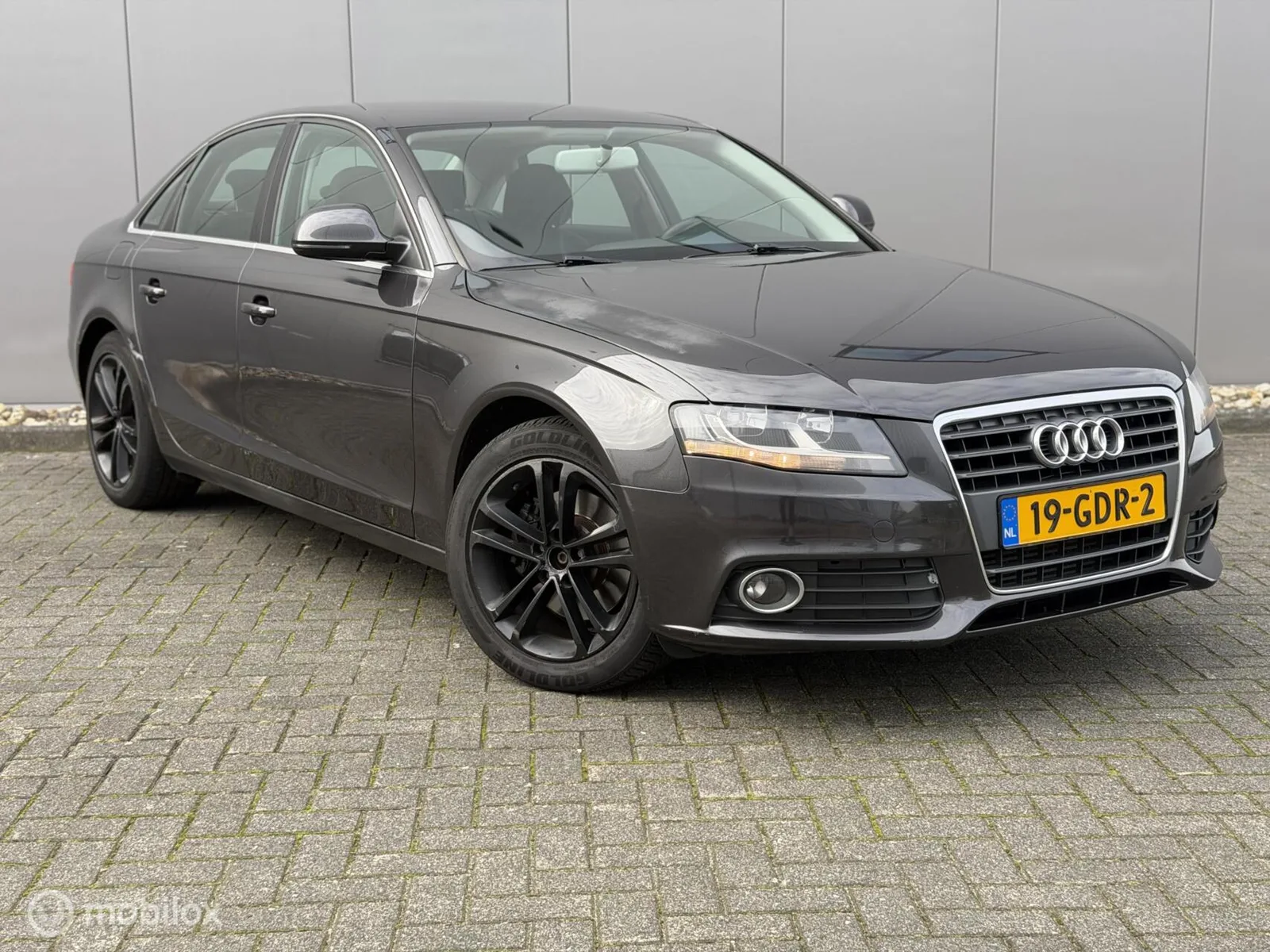 Audi A4 (2008) — foto 1