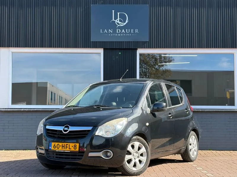 Opel Agila (2008) — foto 1
