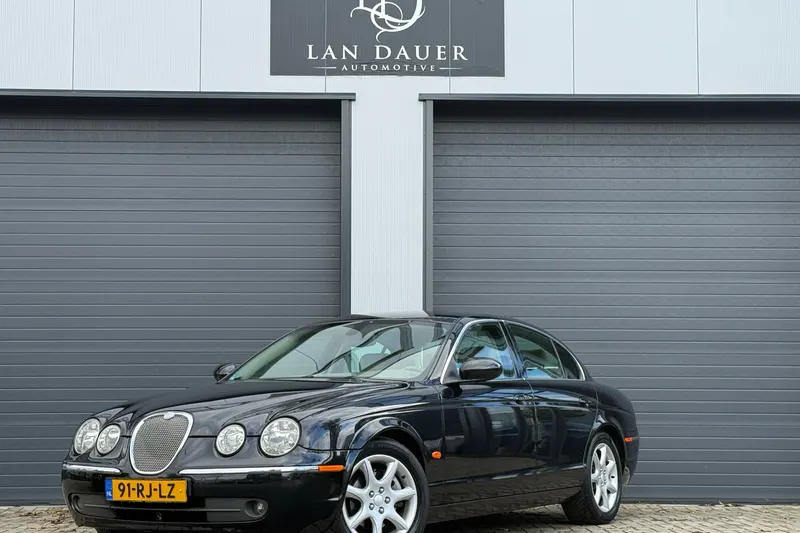 Jaguar S-Type (2005)