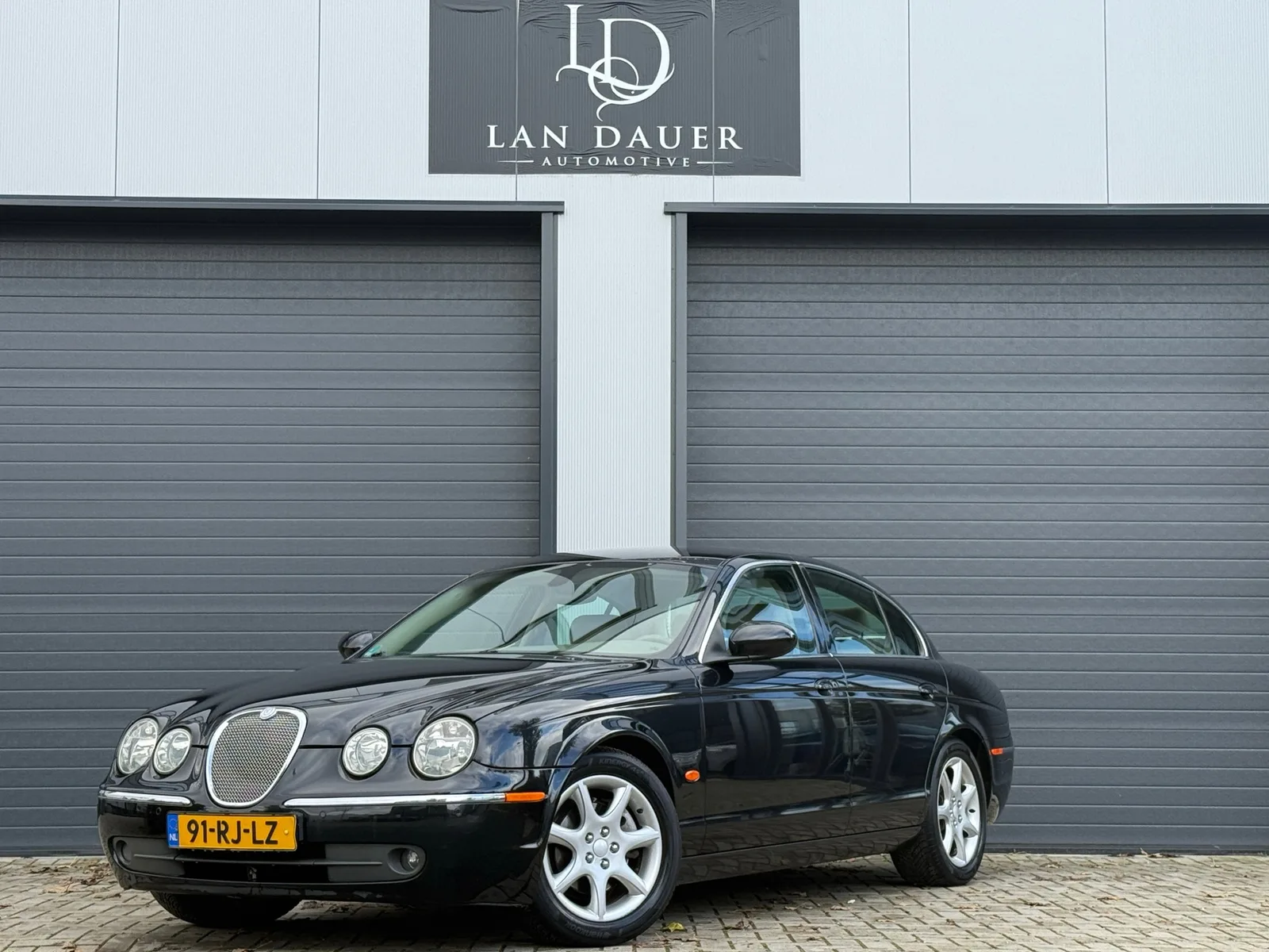 Jaguar S-Type (2005) — foto 1