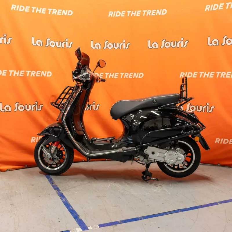 Vespa Sprint (2022) — foto 1