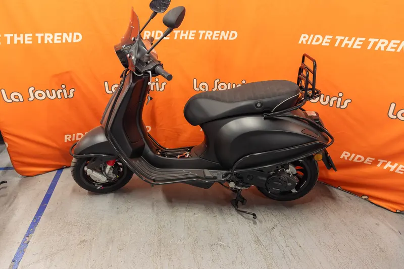 Vespa Sprint S (2022)