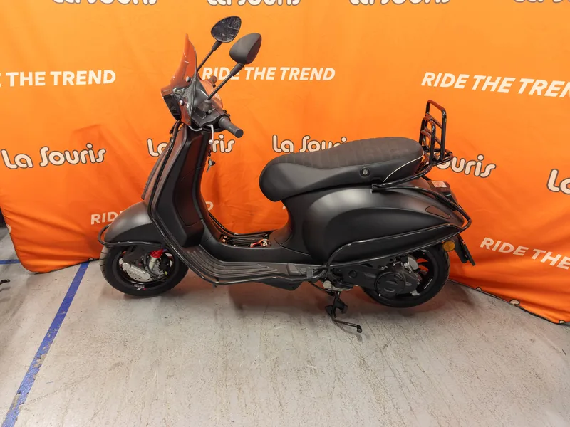 Vespa Sprint S (2022) — foto 1
