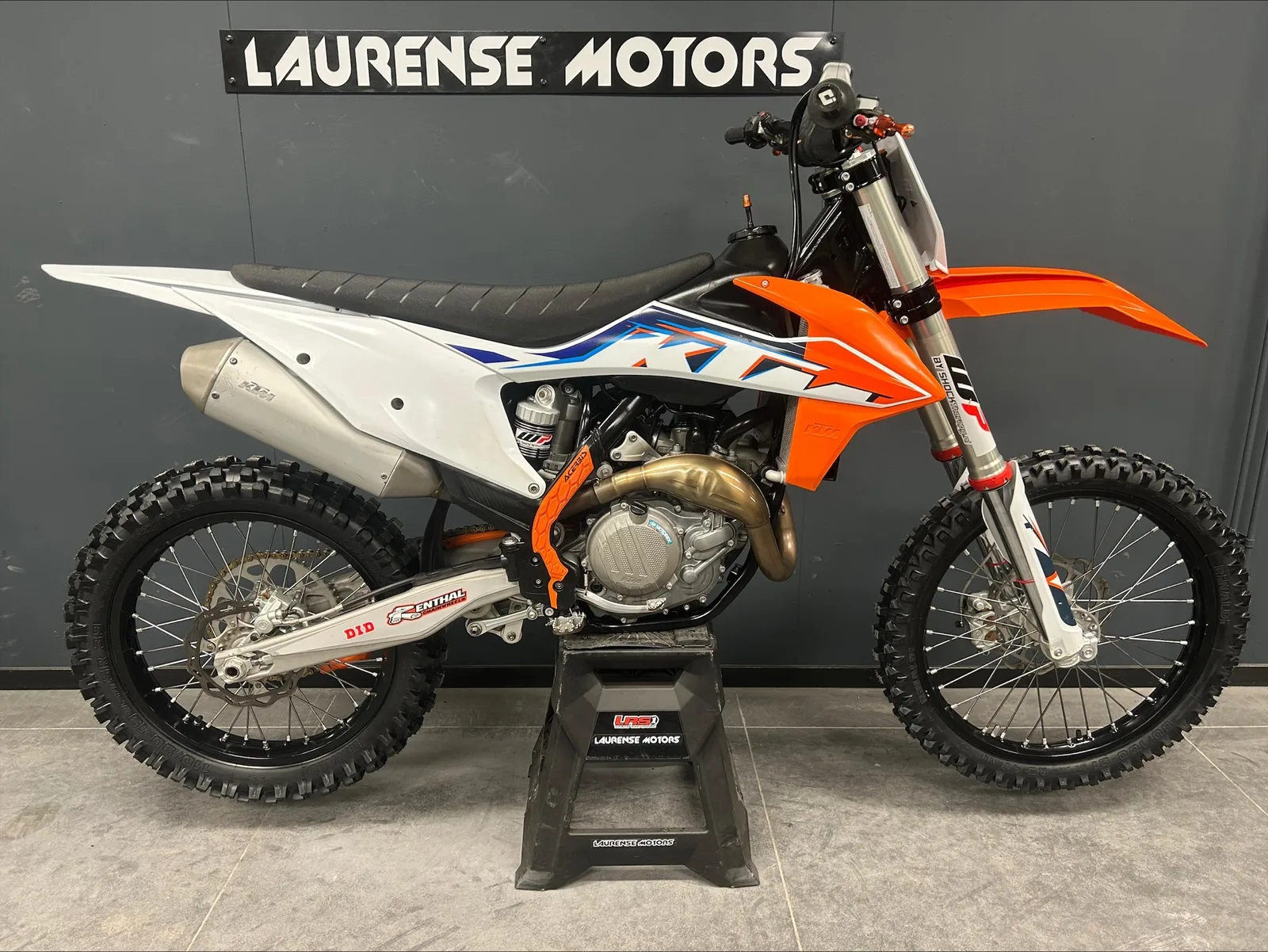 KTM 450 SX-F (2020) — foto 1