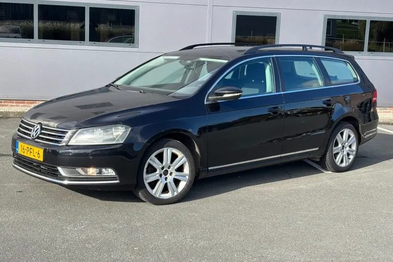 Volkswagen Passat (2011)