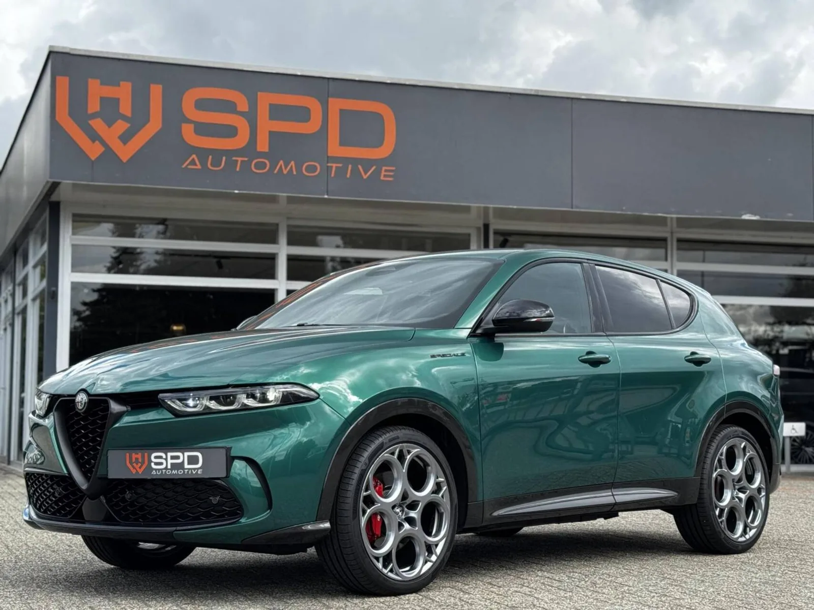 Alfa Romeo Tonale (2023) — foto 1