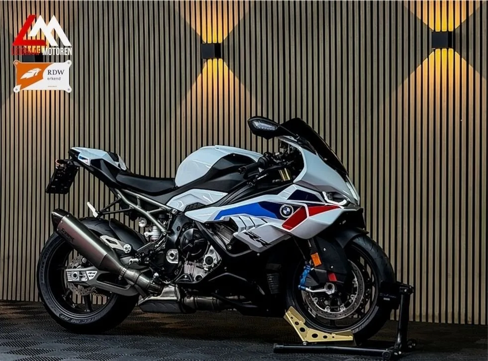 BMW S 1000 RR (2026) — foto 1