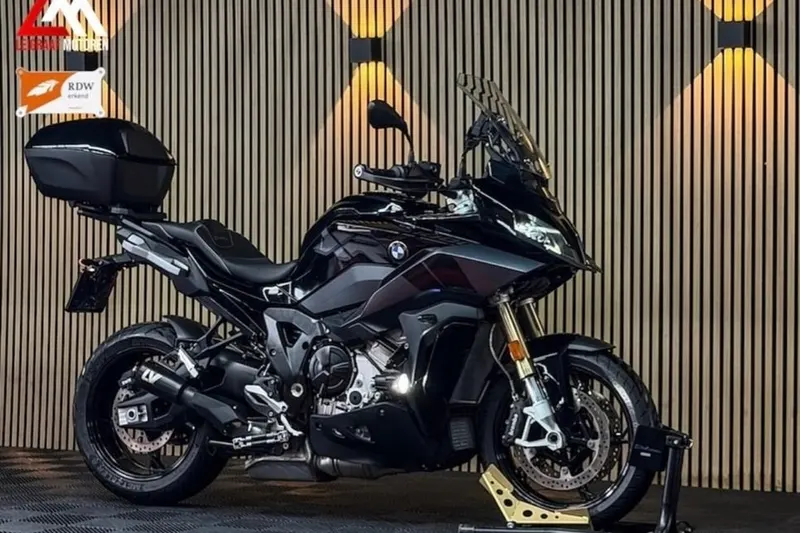 BMW S 1000 XR (2023)