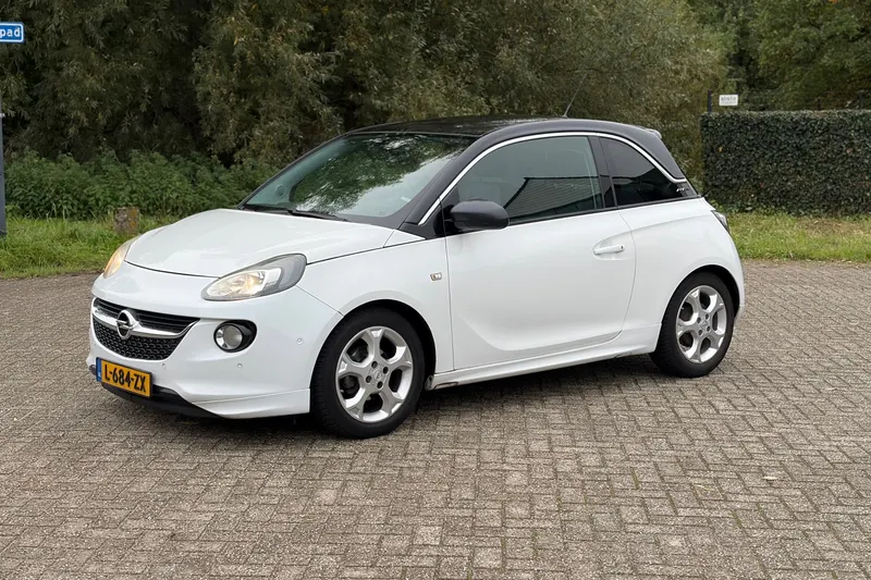 Opel Adam (2013)