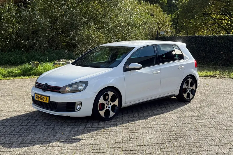 Volkswagen Golf (2011)