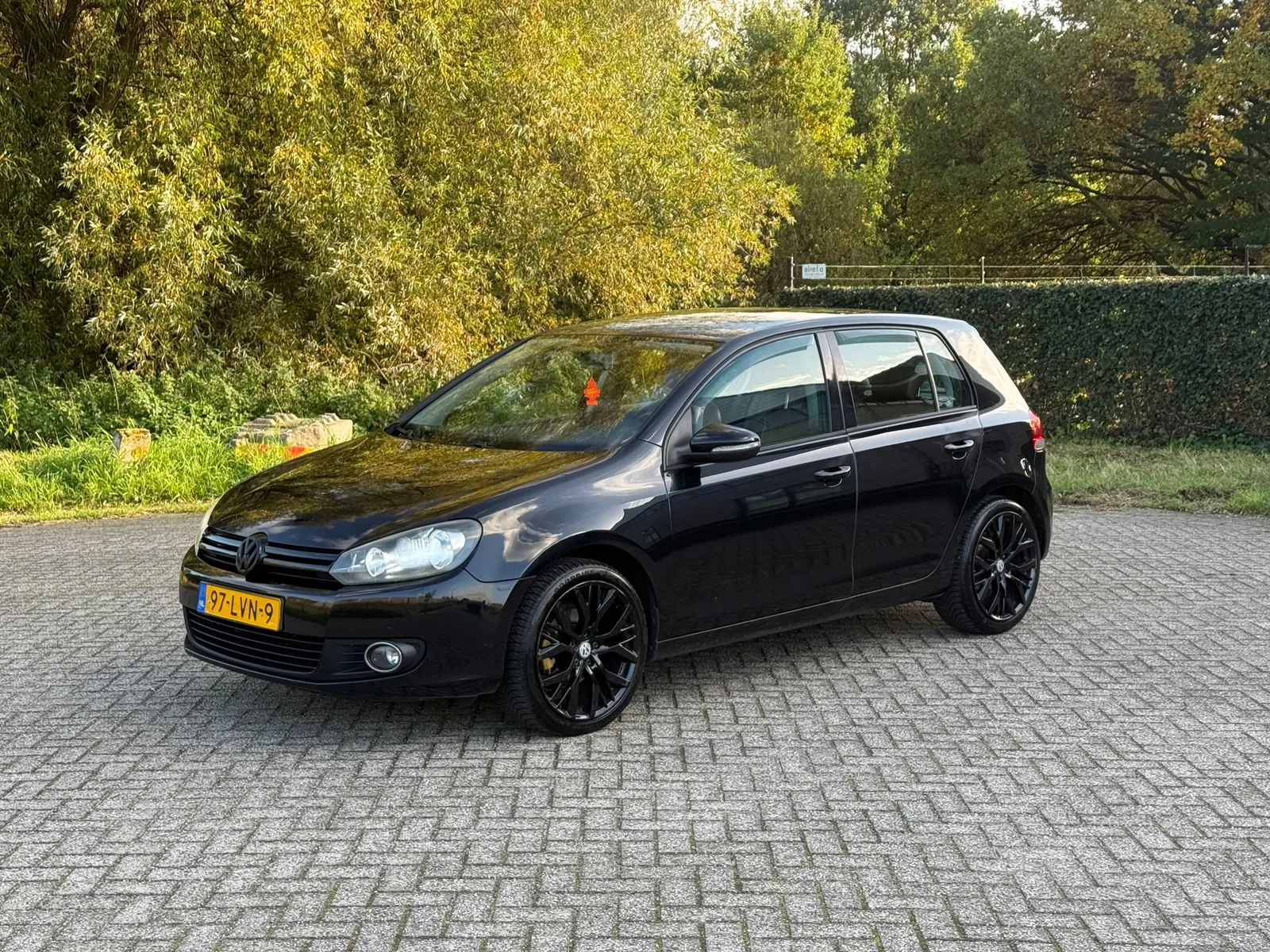 Volkswagen Golf (2010) — foto 1