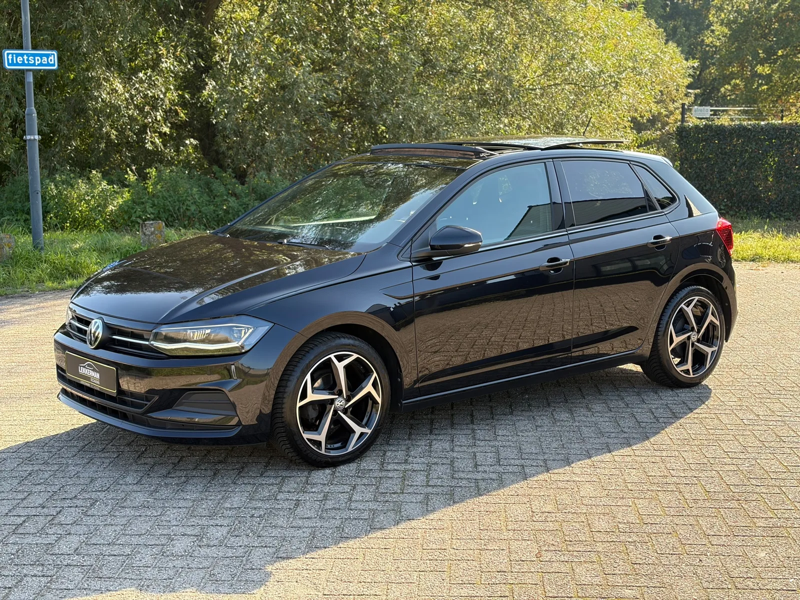 Volkswagen Polo (2018) — foto 1