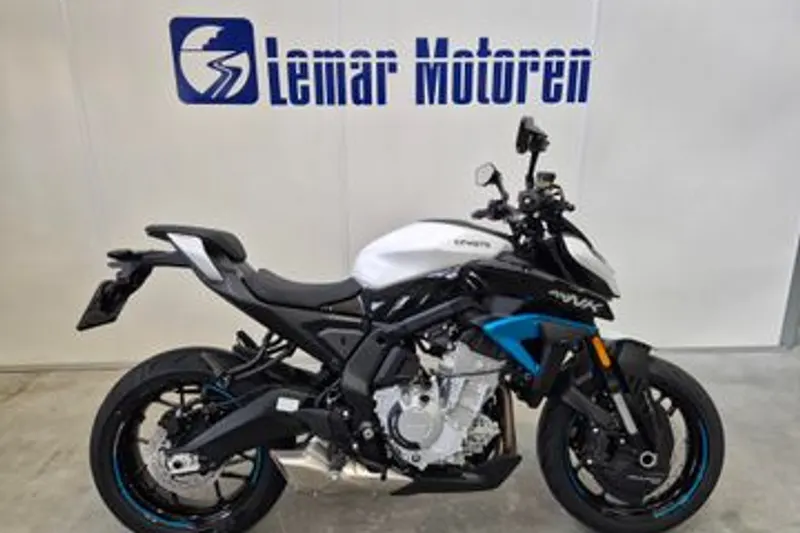CFMoto 675 NK (2025)